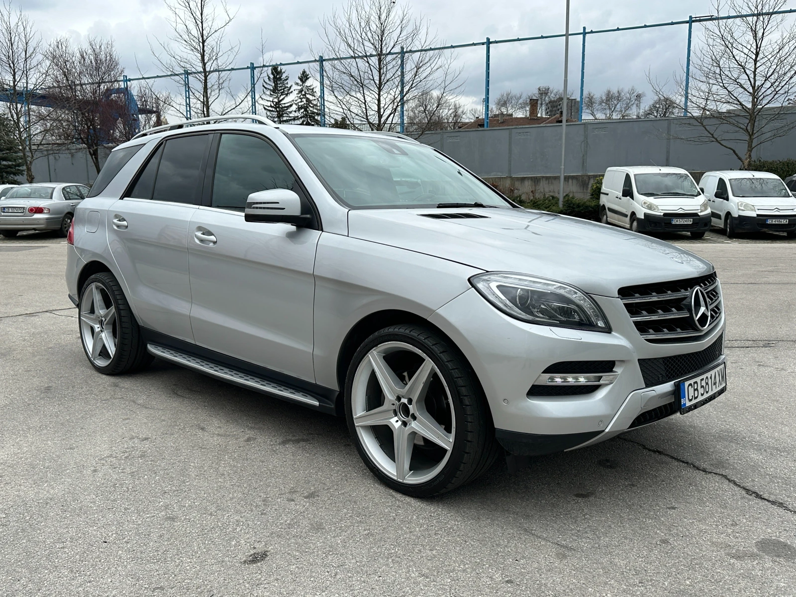 Mercedes-Benz ML 350 Спортпакет/3.0cdi, снимка 6 - Автомобили и джипове - 53914402