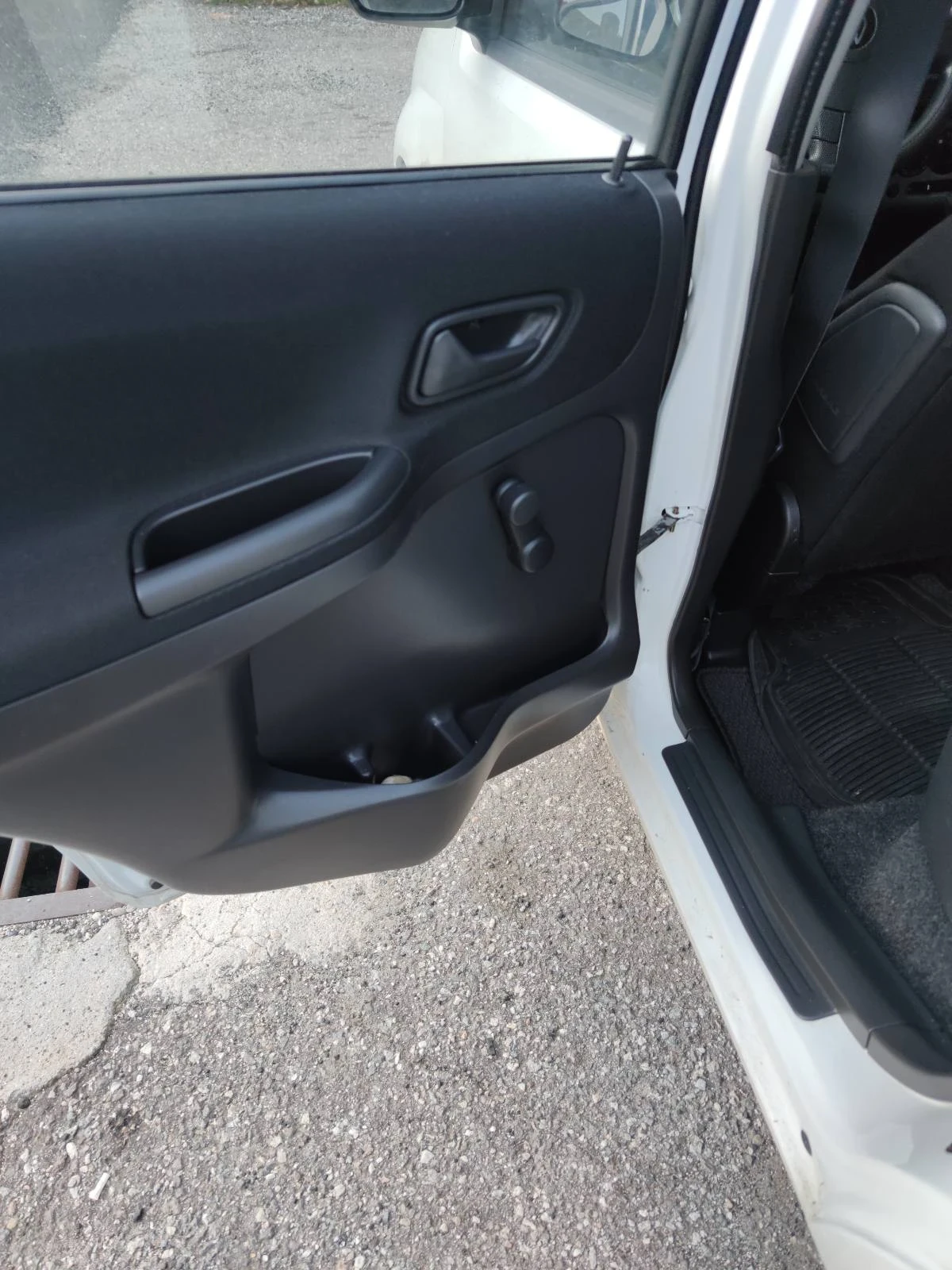 Suzuki Ignis 4х4, снимка 14 - Автомобили и джипове - 54115282