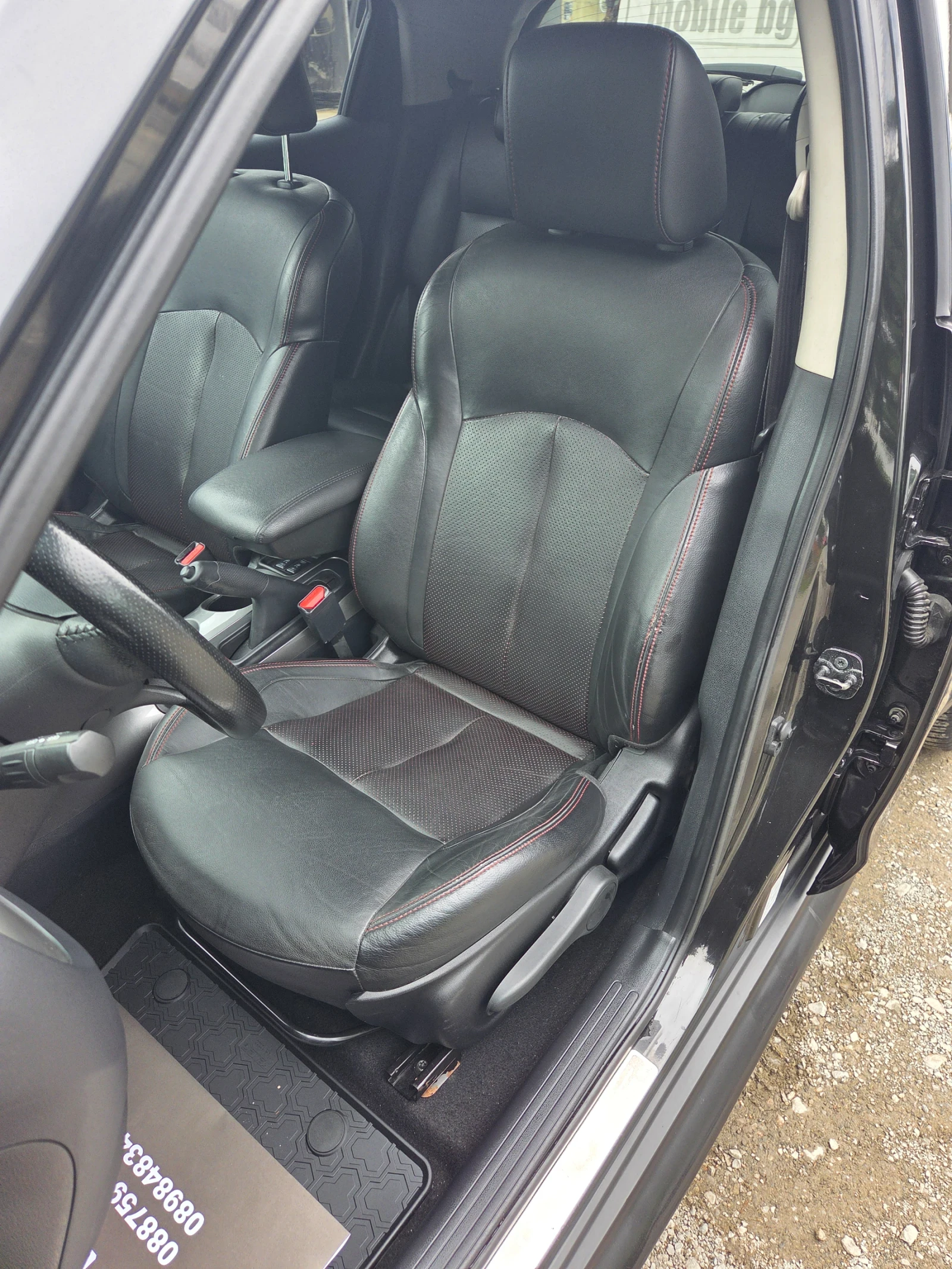Nissan Juke 1.6-БЕНЗИН-ТОП, снимка 8 - Автомобили и джипове - 54791294