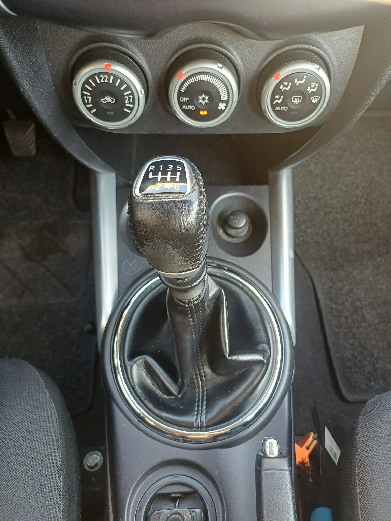 Mitsubishi ASX, снимка 5 - Автомобили и джипове - 54867385