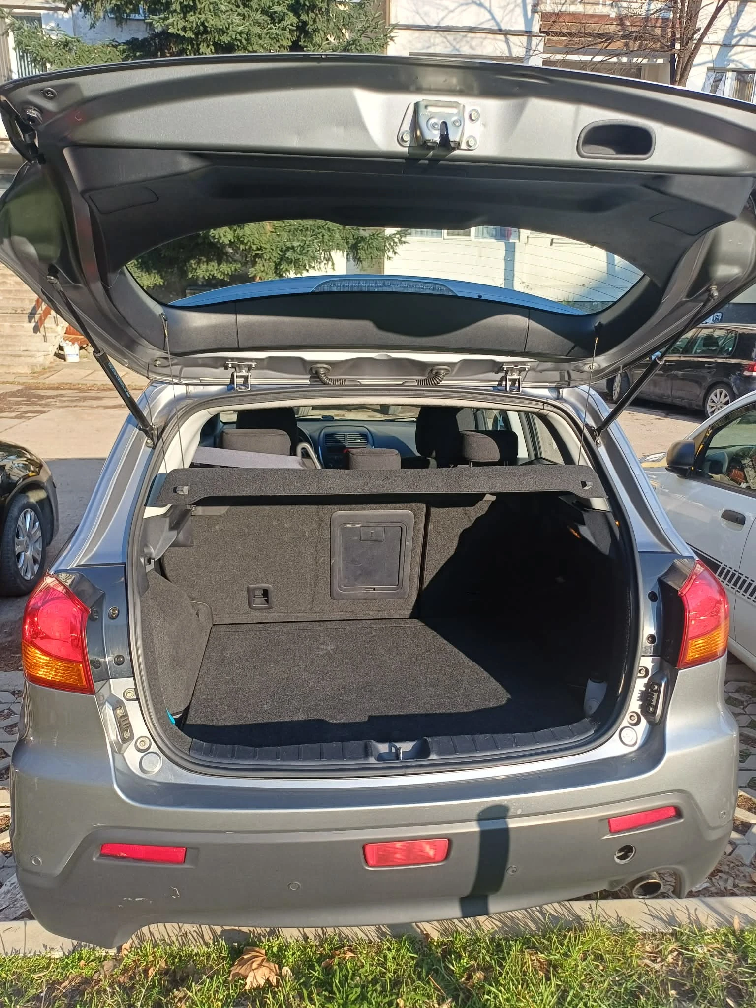 Mitsubishi ASX, снимка 8 - Автомобили и джипове - 54867385