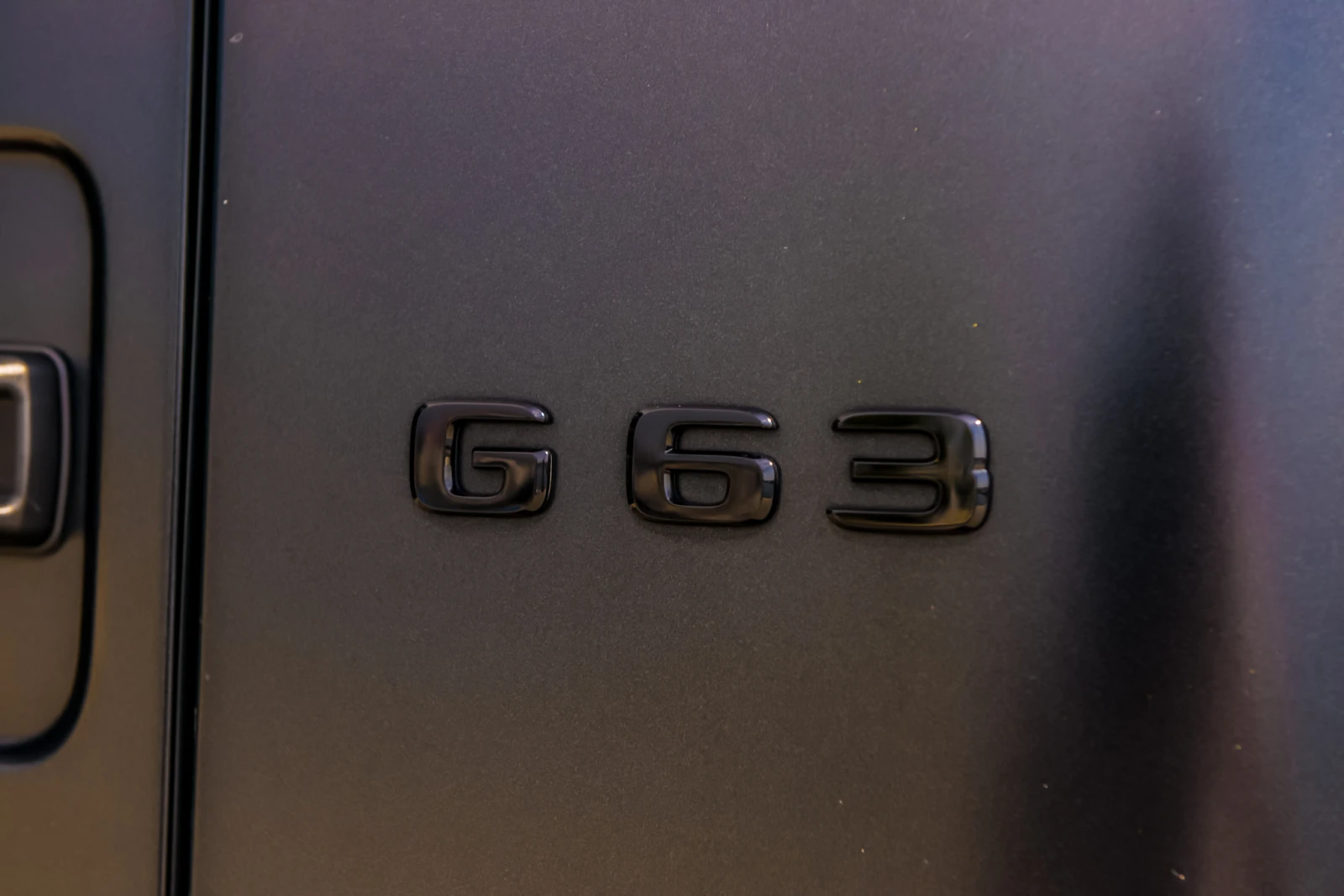 Mercedes-Benz G 63 AMG Magno* Manufaktur* Burmester* Carbon, снимка 7 - Автомобили и джипове - 55837964