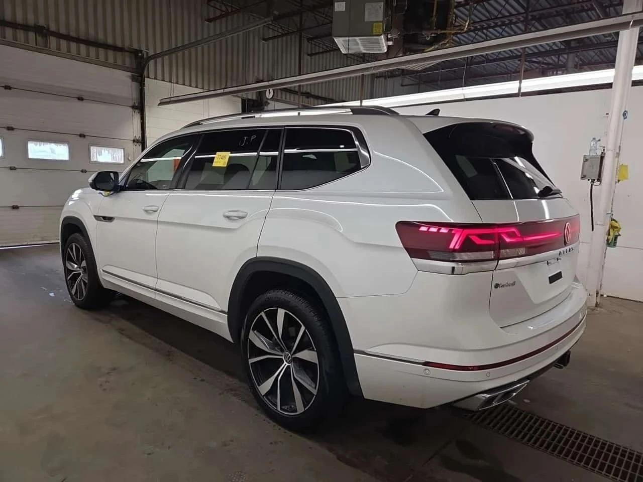 VW Atlas, снимка 5 - Автомобили и джипове - 56707099