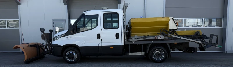 Iveco Daily Снегорин с Опесъчител 35 C 13 Категория &#34;Б&#34, снимка 2 - Бусове и автобуси - 50520950