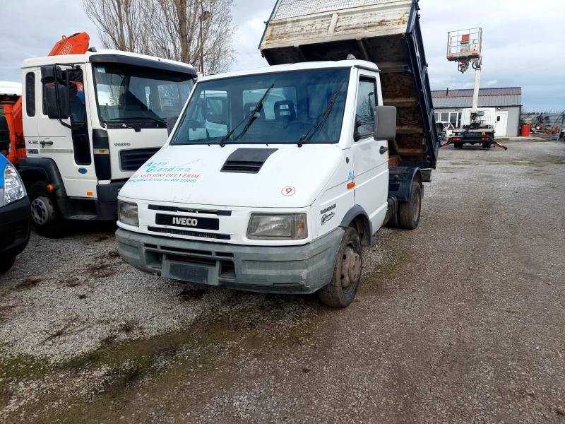 Iveco Daily 35-8, снимка 9 - Бусове и автобуси - 53445351