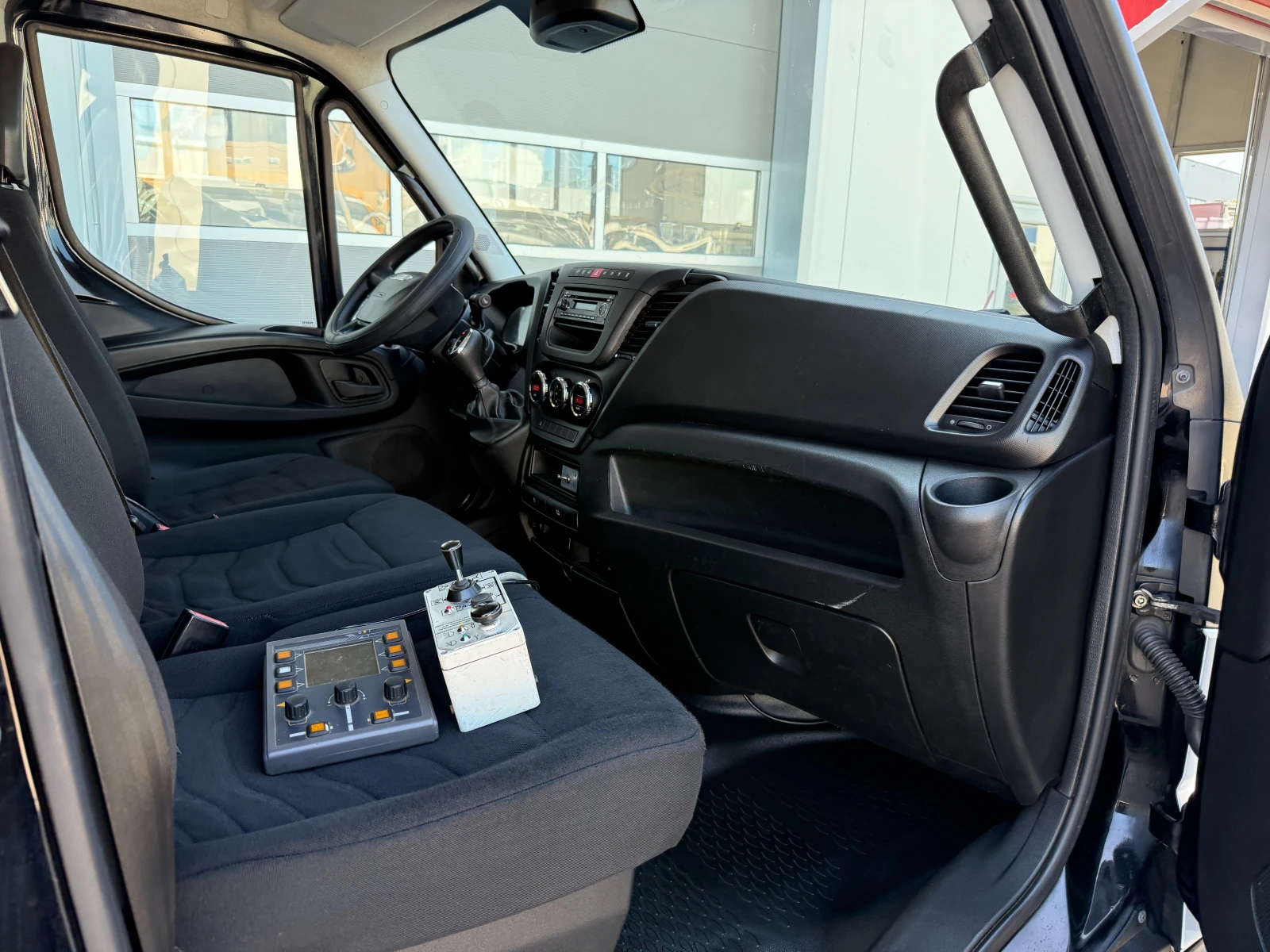 Iveco Daily    35 C 13  "" | Mobile.bg   12