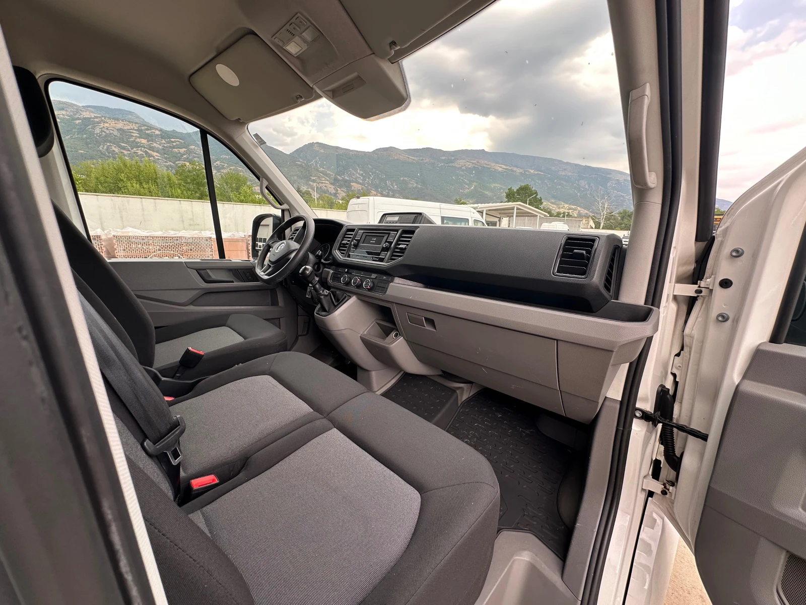 VW Crafter НОВ!КЛИМА!4, 40М!ТОП! - изображение 10