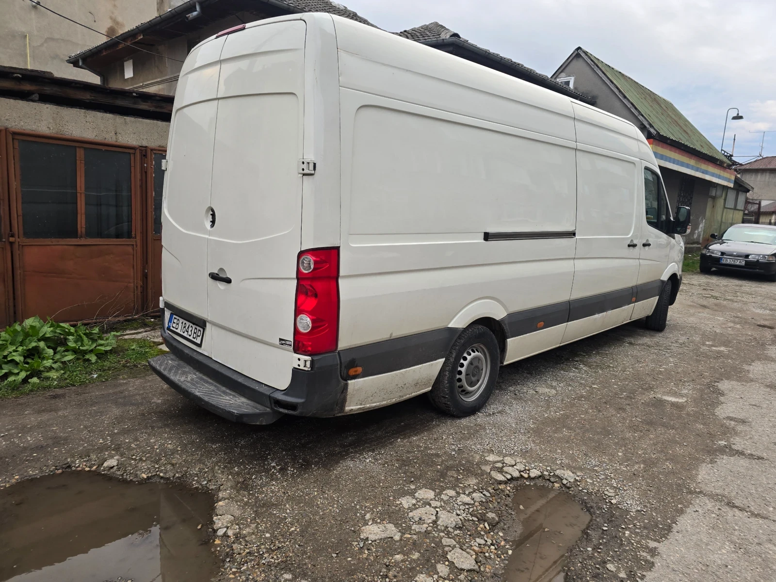 VW Crafter 2.5 TDI, снимка 4 - Бусове и автобуси - 54082710