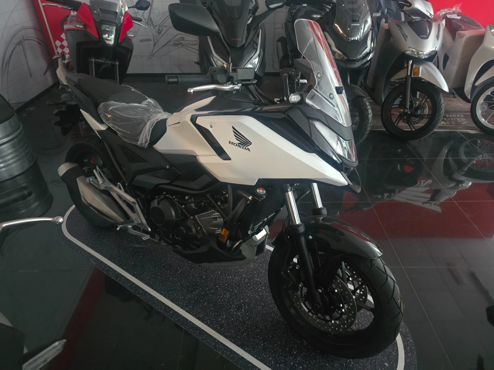 Honda Nc 750x 2025/2026!!! New!!! Km.0!! Euro 5+ !!! - изображение 4