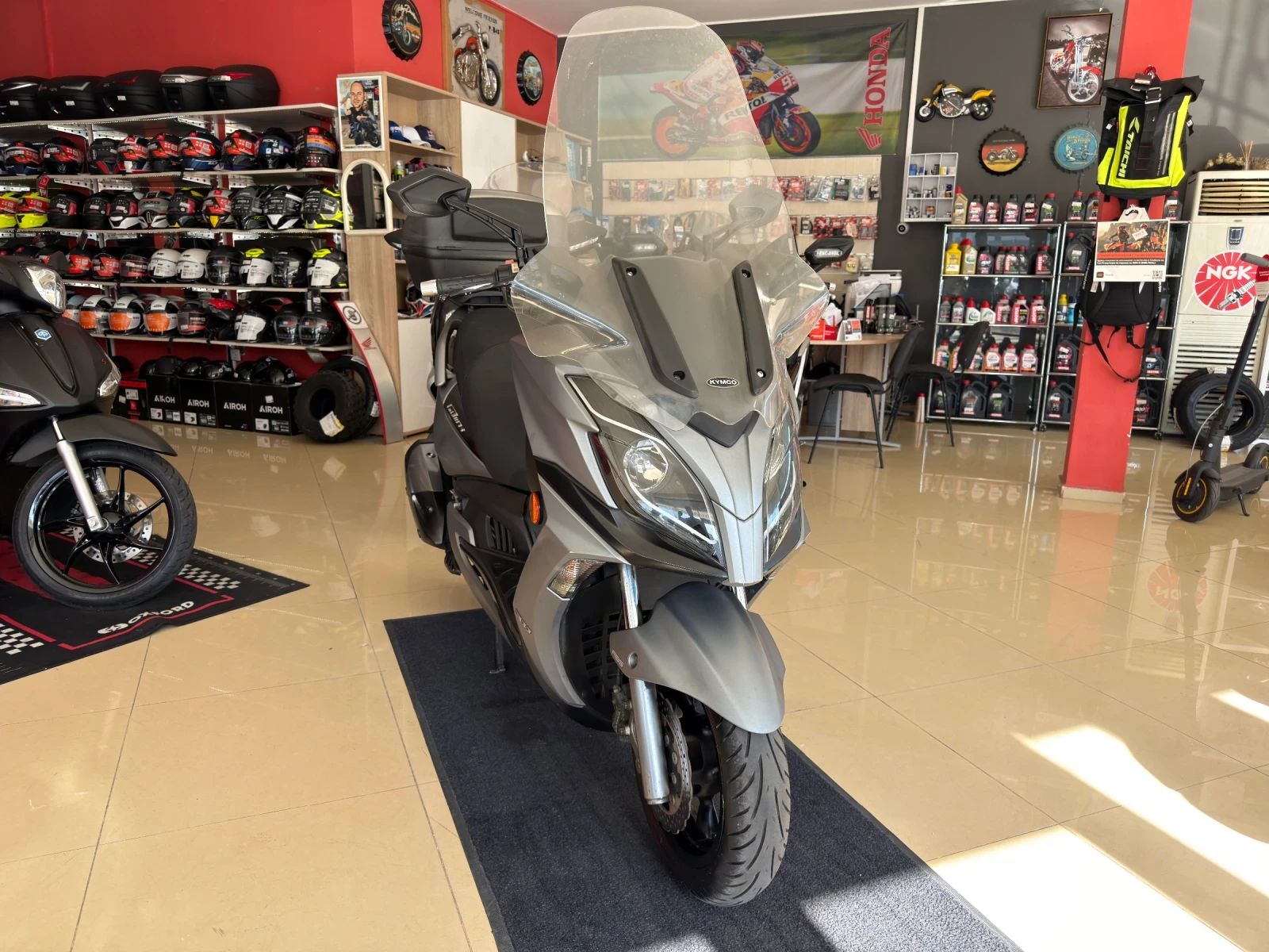 Kymco G-Dink Kymco G- DINK