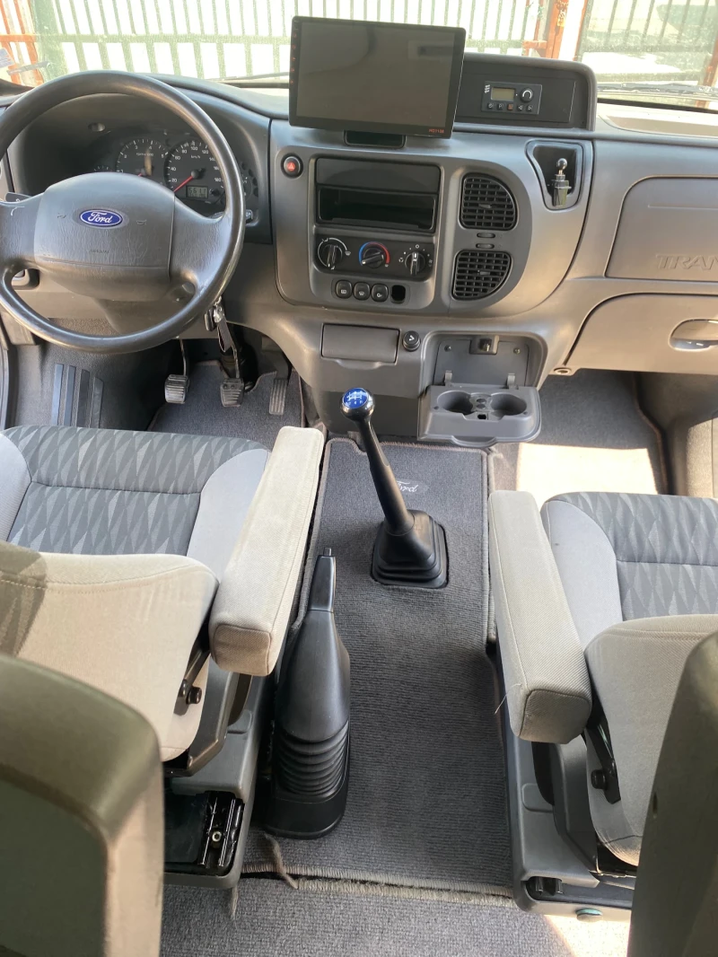 Кемпер Ford Westfalia Nugget, снимка 7 - Каравани и кемпери - 52014784