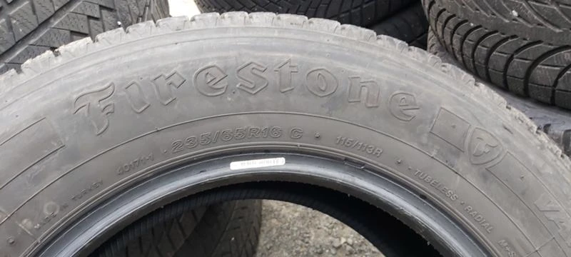 Гуми Зимни 235/65R16, снимка 6 - Гуми и джанти - 31257367