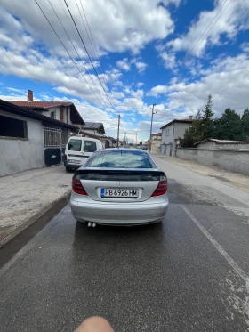 Mercedes-Benz C 220, снимка 4