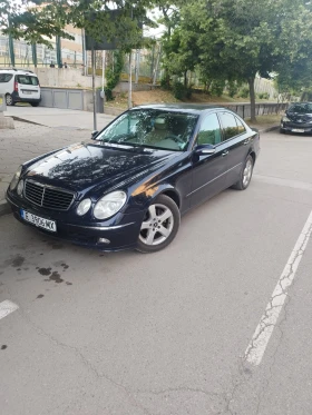  Mercedes-Benz E 320
