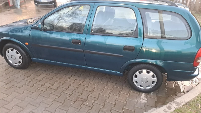 Opel Corsa 1.4i 16V, снимка 8 - Автомобили и джипове - 48921061