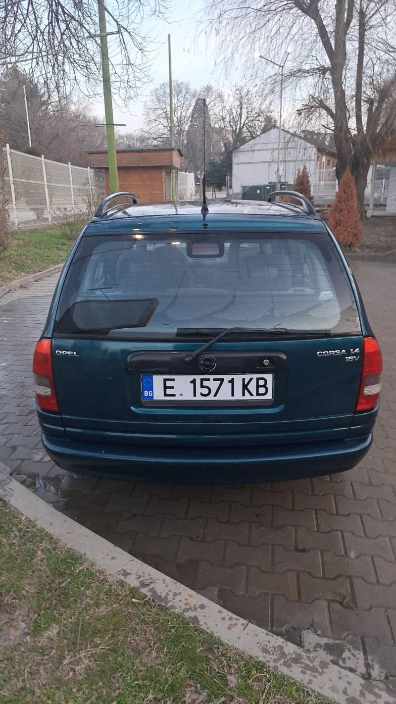 Opel Corsa 1.4i 16V, снимка 2 - Автомобили и джипове - 48921061