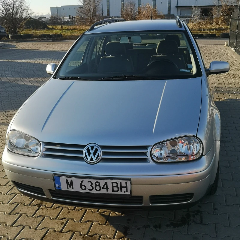 VW Golf 2.0 , снимка 15 - Автомобили и джипове - 49559326