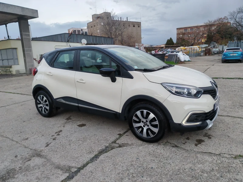 Renault Captur Euro 6, снимка 3 - Автомобили и джипове - 52513639