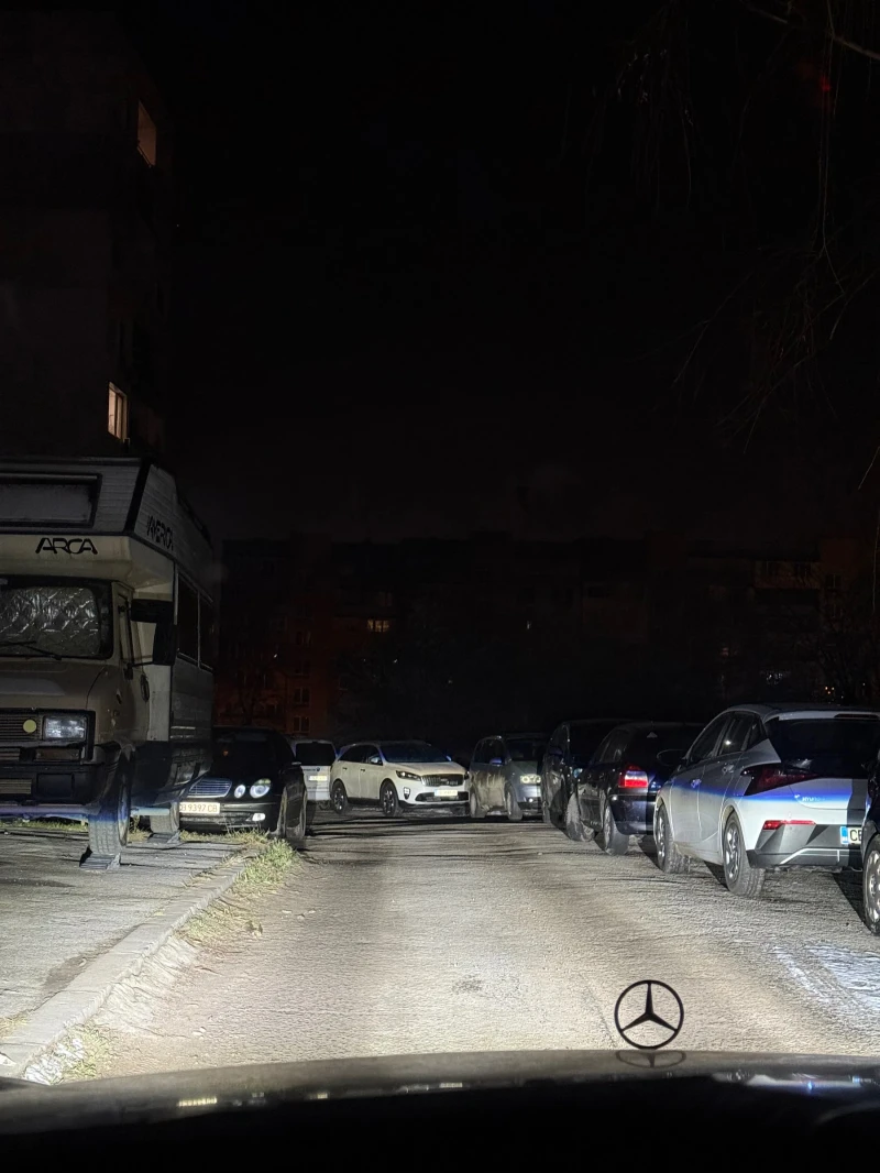 Mercedes-Benz CLK Facelift 200 Kompressor, снимка 6 - Автомобили и джипове - 52554526