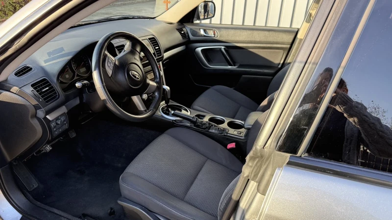 Subaru Outback, снимка 7 - Автомобили и джипове - 52792507