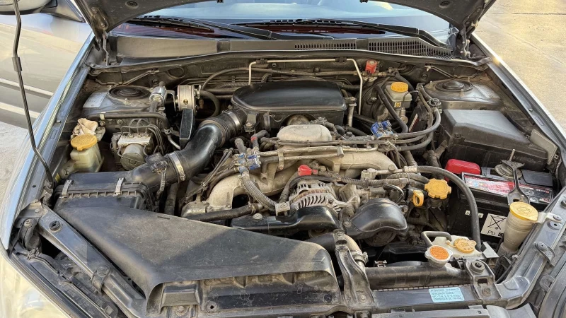 Subaru Outback, снимка 12 - Автомобили и джипове - 52792507