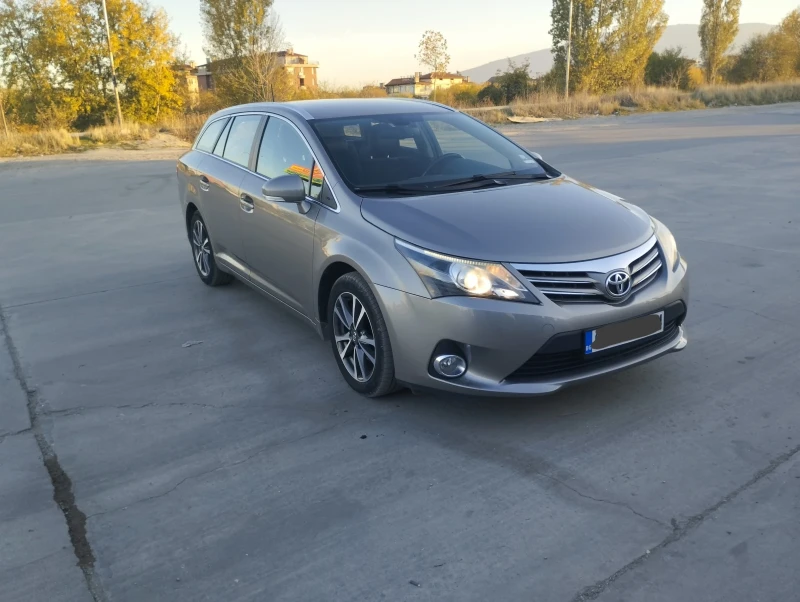 Toyota Avensis, снимка 4 - Автомобили и джипове - 52829559