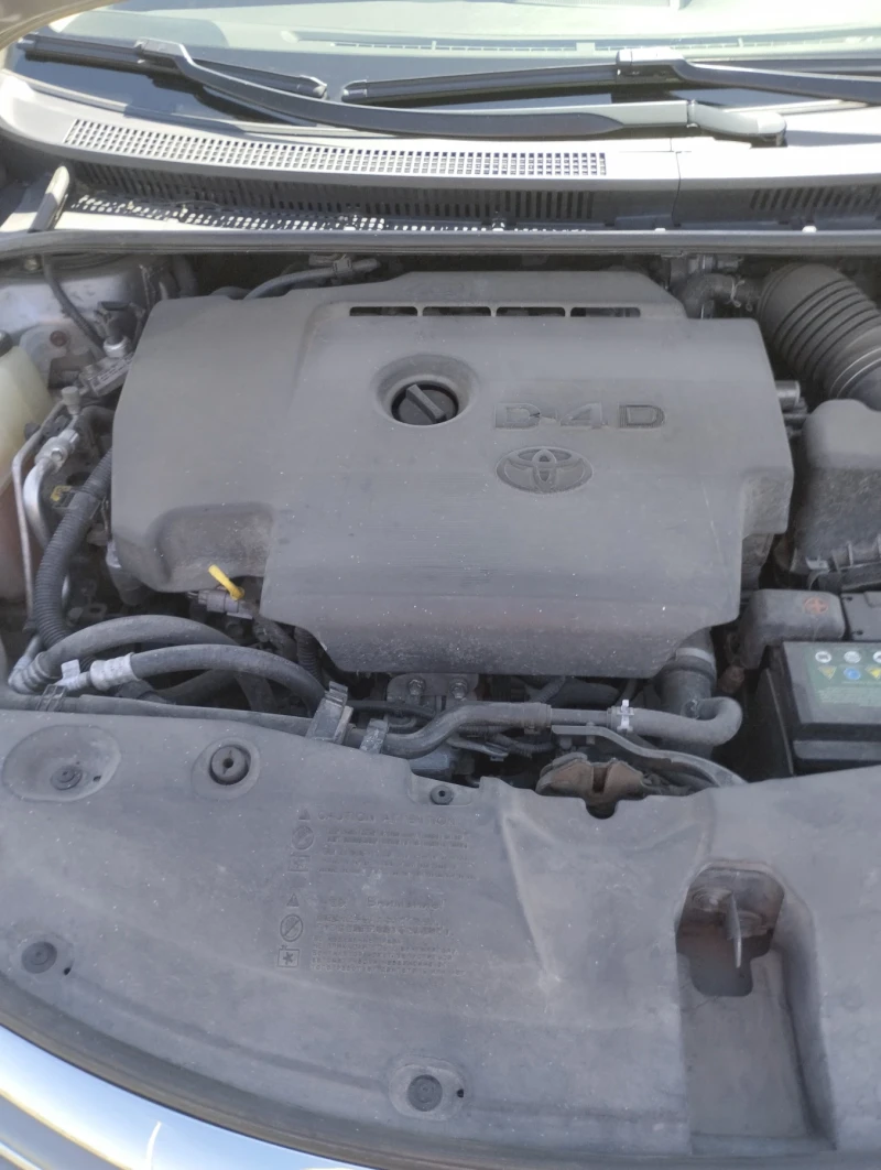 Toyota Avensis, снимка 14 - Автомобили и джипове - 52829559