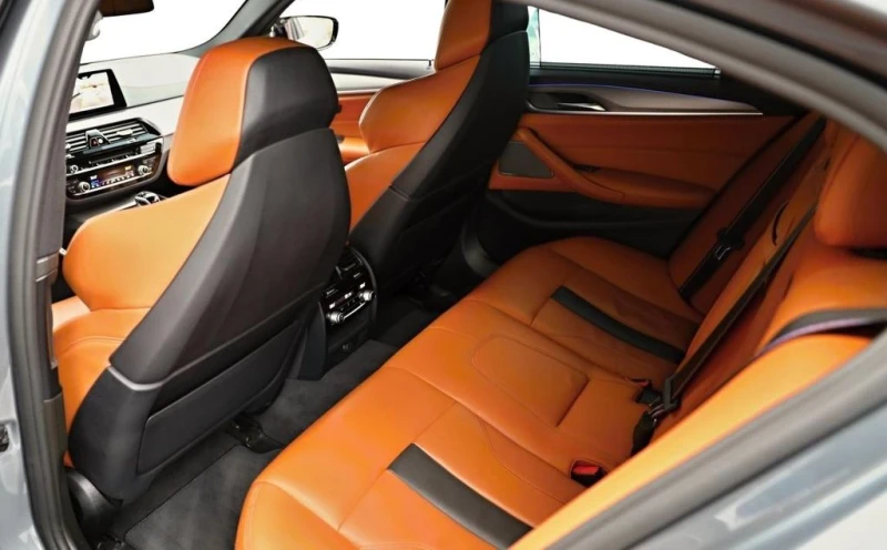 BMW M5 Competition xDrive, снимка 8 - Автомобили и джипове - 52847254