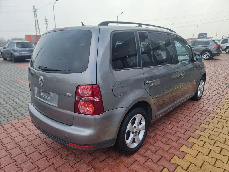 VW Touran 1.9 TDI , снимка 5 - Автомобили и джипове - 53019348