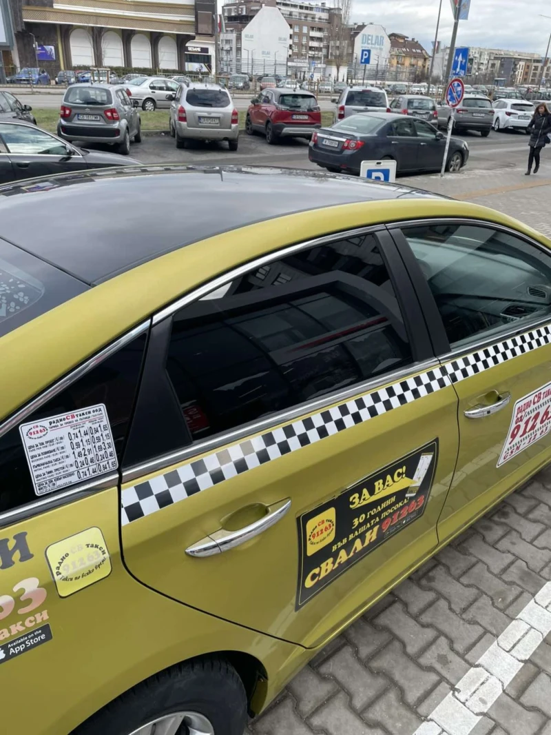 Hyundai Sonata 2.0i, снимка 6 - Автомобили и джипове - 53098564