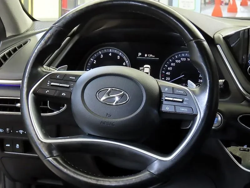 Hyundai Sonata 2.0 Premium Plus, снимка 8 - Автомобили и джипове - 55615785