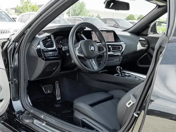 BMW Z4 Automatic, снимка 8 - Автомобили и джипове - 56010760