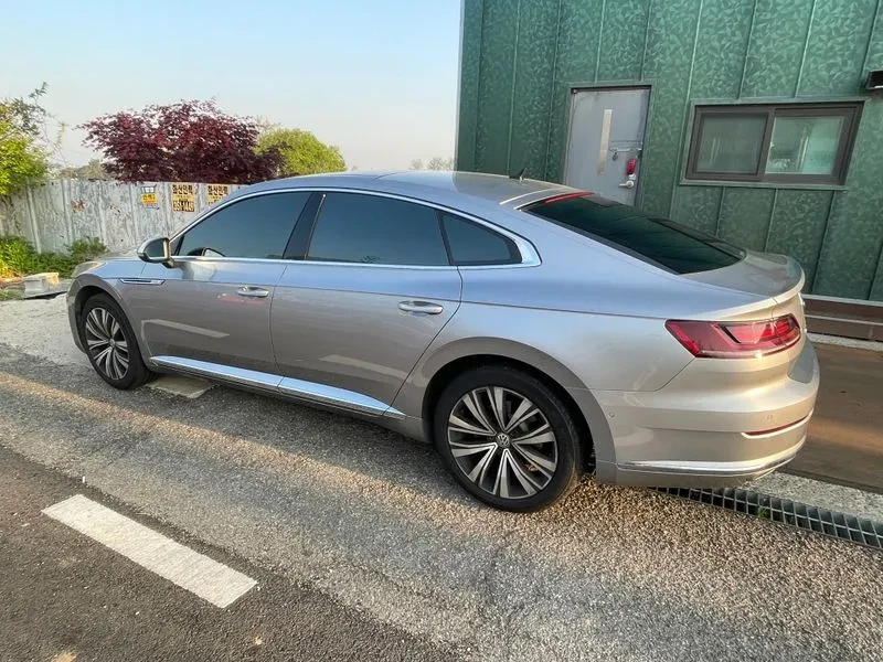 VW Arteon 2.0 Tdi Premium, снимка 3 - Автомобили и джипове - 56113124