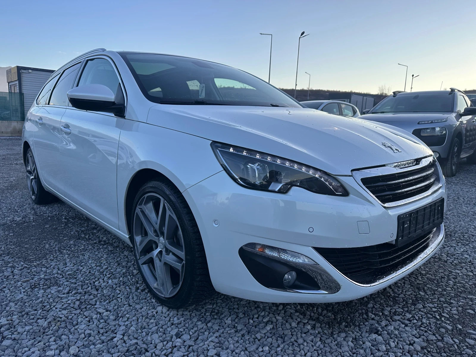 Peugeot 308 1.6HDi Panorama Allure - [1] 