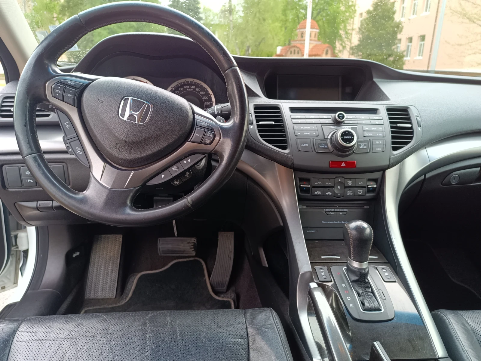 Honda Accord I-dtec 2.2 automatic  - изображение 8