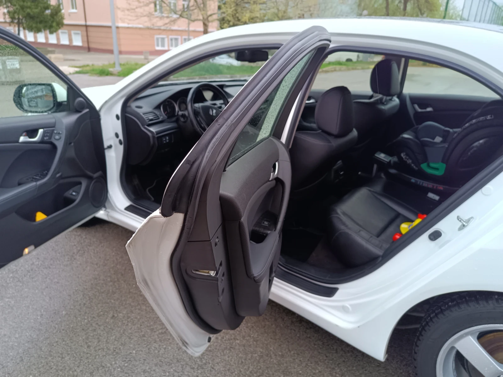 Honda Accord I-dtec 2.2 automatic  - изображение 9