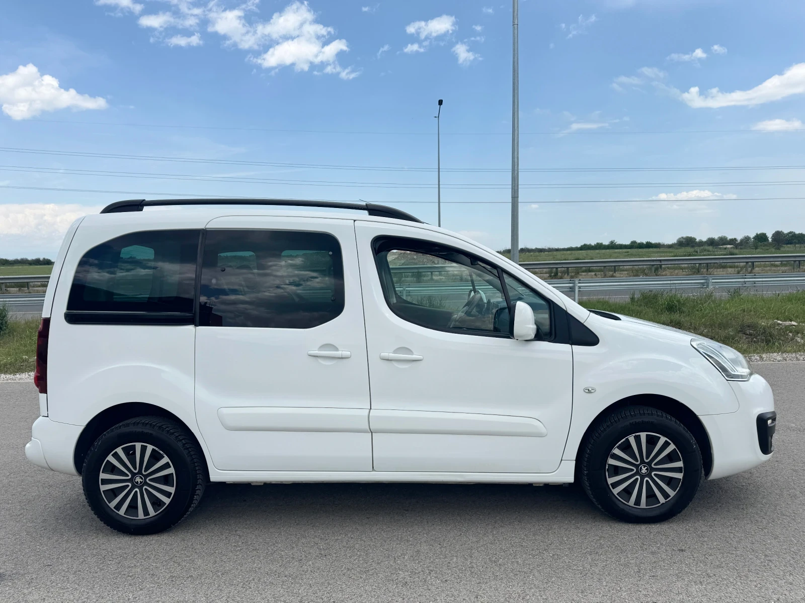 Peugeot Partner 1.6 HDI / NEW FACE / LED / PARKTRONIC / EURO 6 | Mobile.bg   5