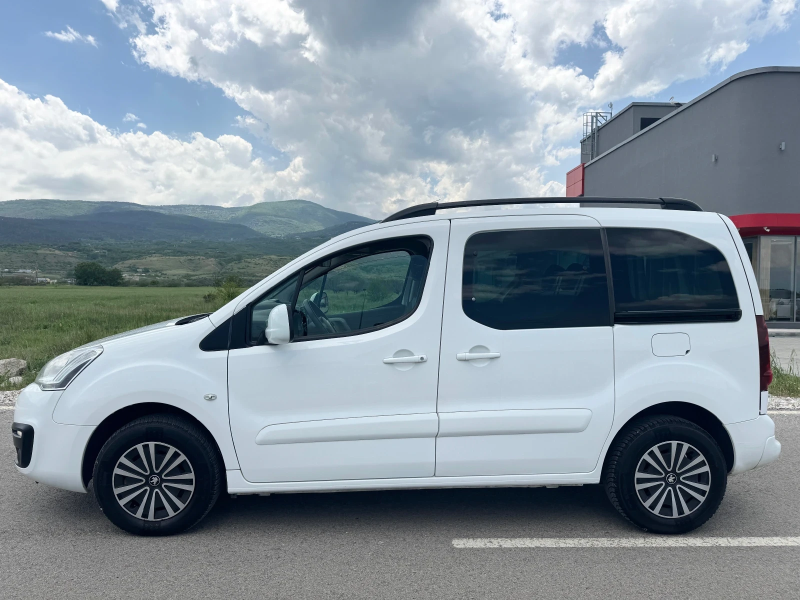 Peugeot Partner 1.6 HDI / NEW FACE / LED / PARKTRONIC / EURO 6 | Mobile.bg   4