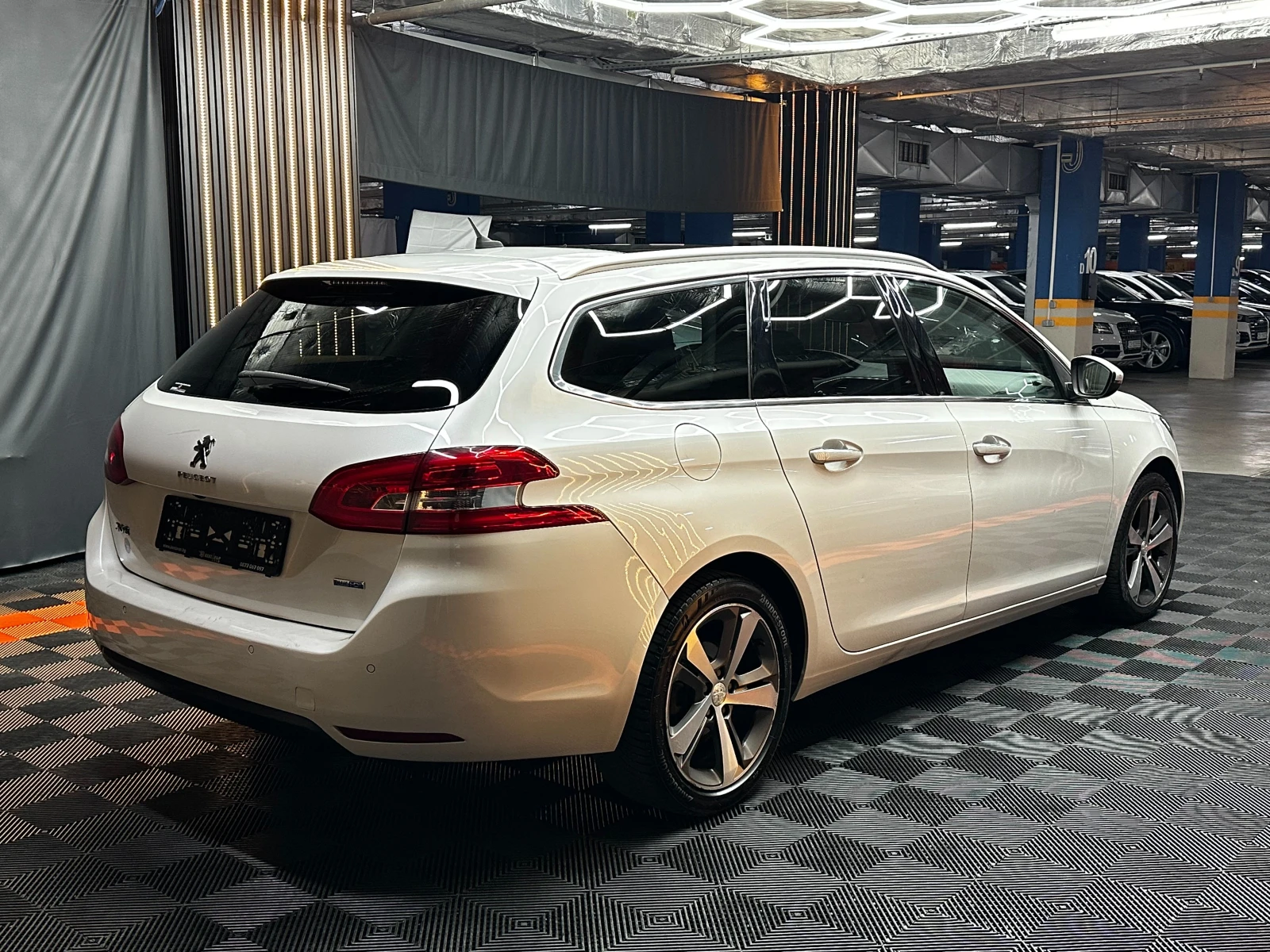 Peugeot 308 ГАРАНЦИЯ/GT Line/2.0hdi/ДОКАЗАНИ КМ/Автомат/, снимка 4 - Автомобили и джипове - 50801431