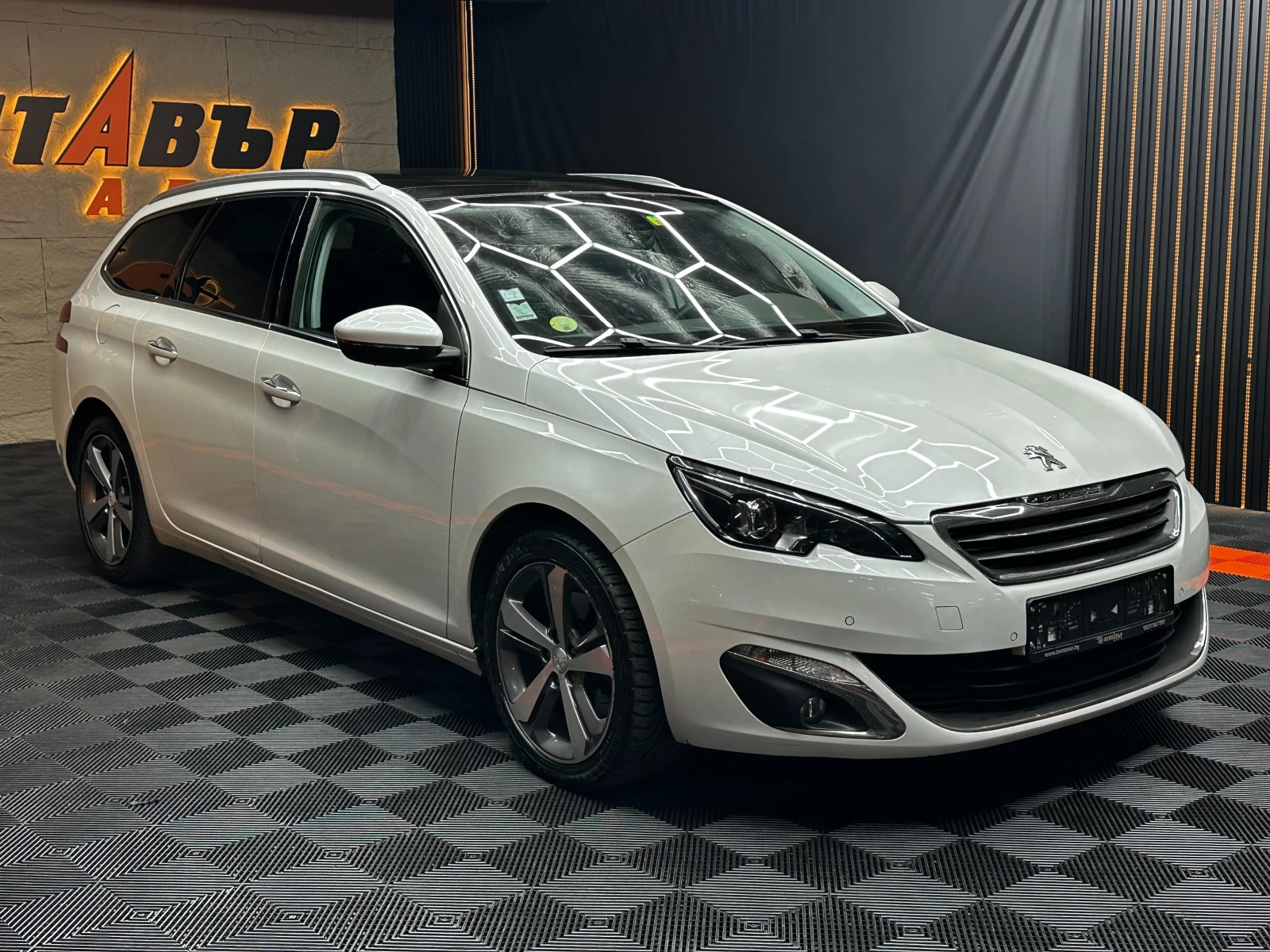 Peugeot 308 ГАРАНЦИЯ/GT Line/2.0hdi/ДОКАЗАНИ КМ/Автомат/, снимка 3 - Автомобили и джипове - 50801431