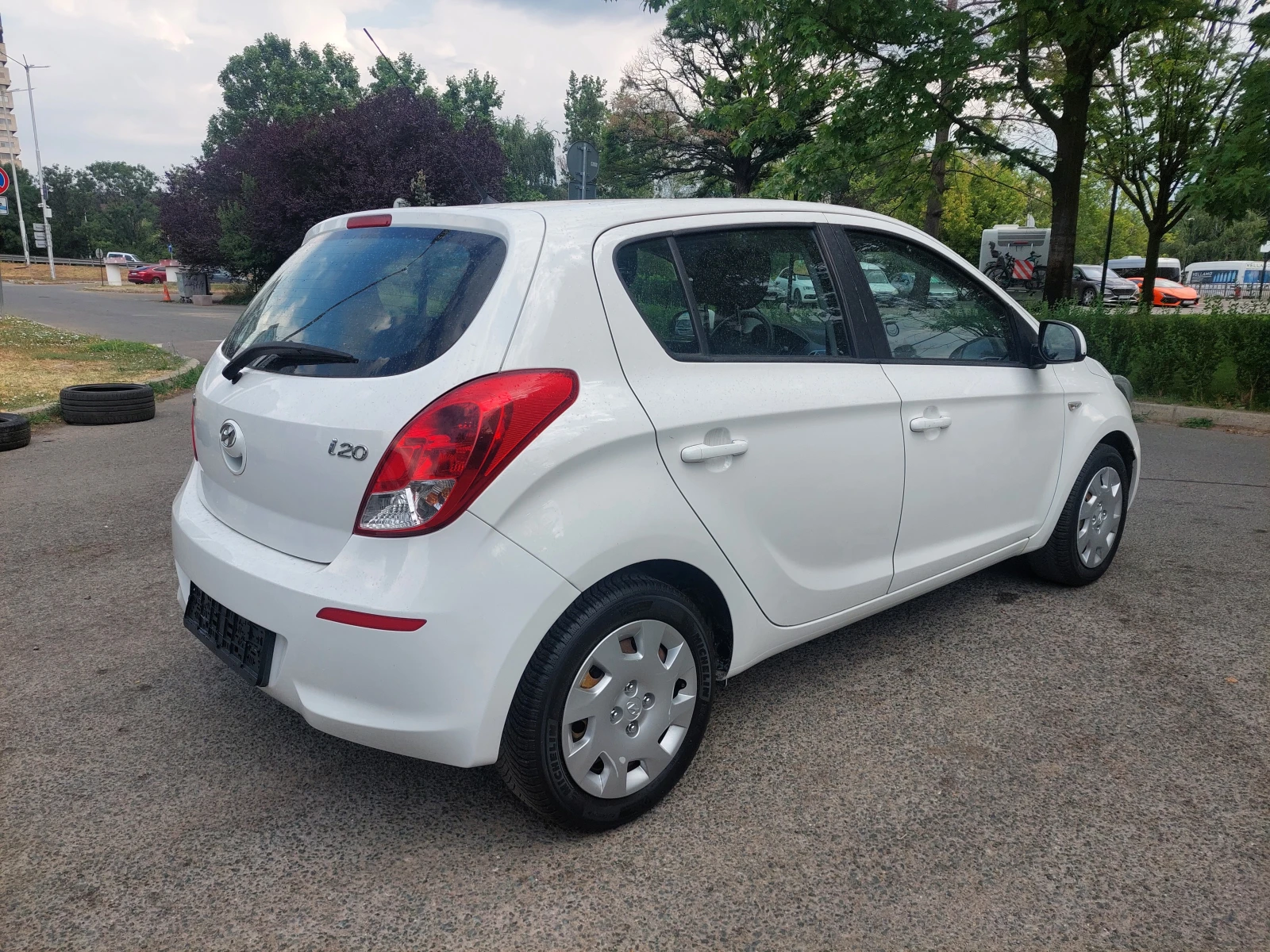 Hyundai I20 1, 2i 80ps LED - изображение 4
