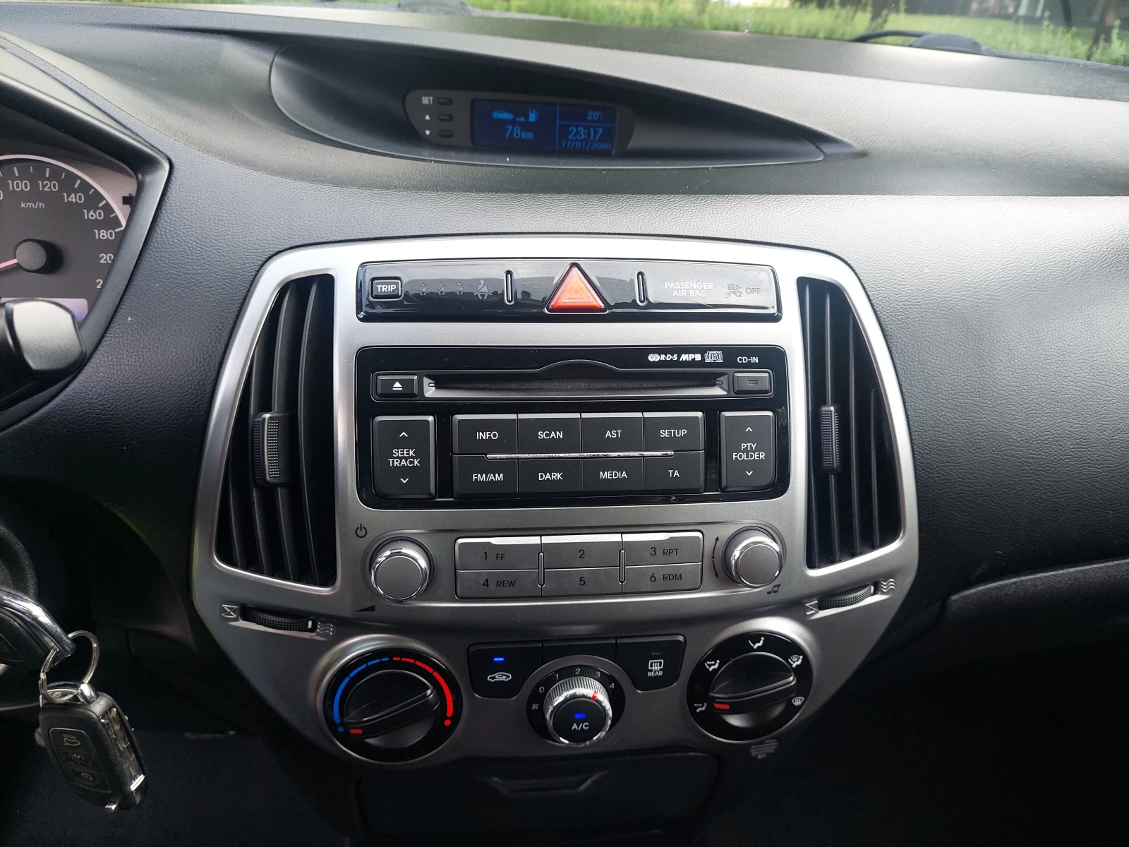 Hyundai I20 1, 2i 80ps LED - изображение 10