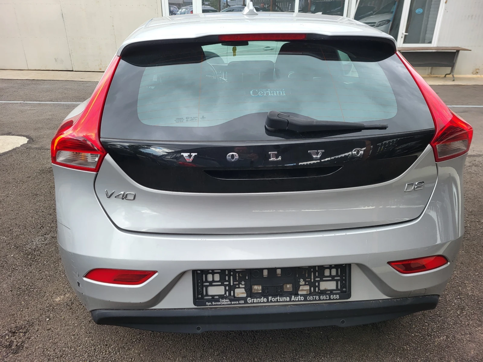 Volvo V40 2.0 D2 120 KC EURO 6B НОВ ВНОС ИТАЛИЯ  - изображение 6