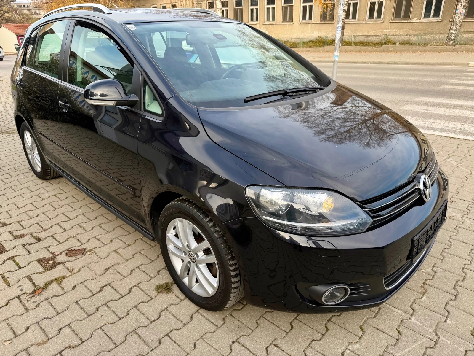 VW Golf Plus 1.6 TDI DSG HighLine | Mobile.bg   2