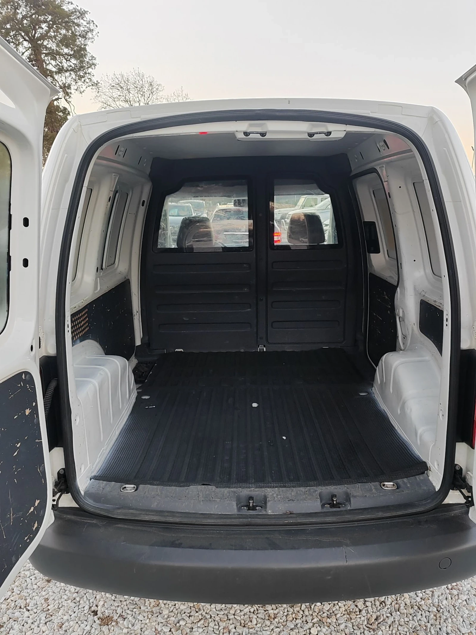 VW Caddy 1.6.102�.�. | Mobile.bg � ����������� 7
