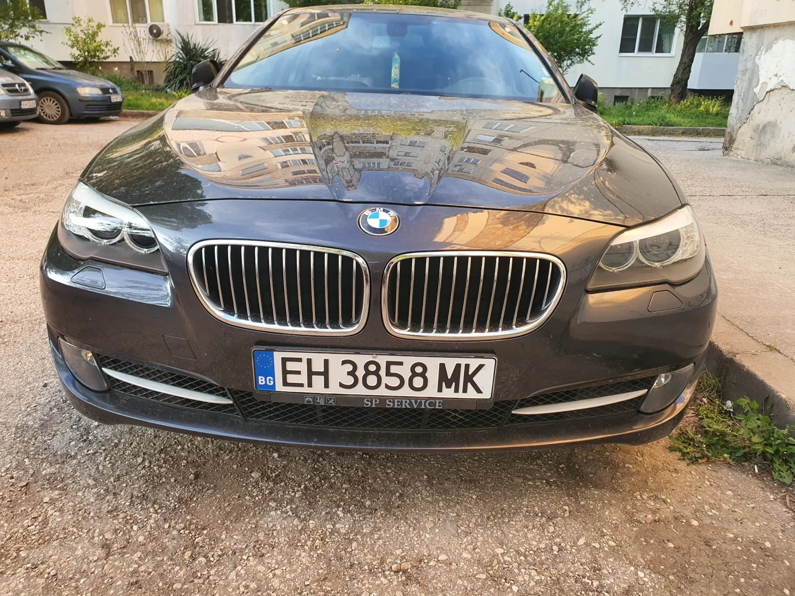 BMW 520 F11