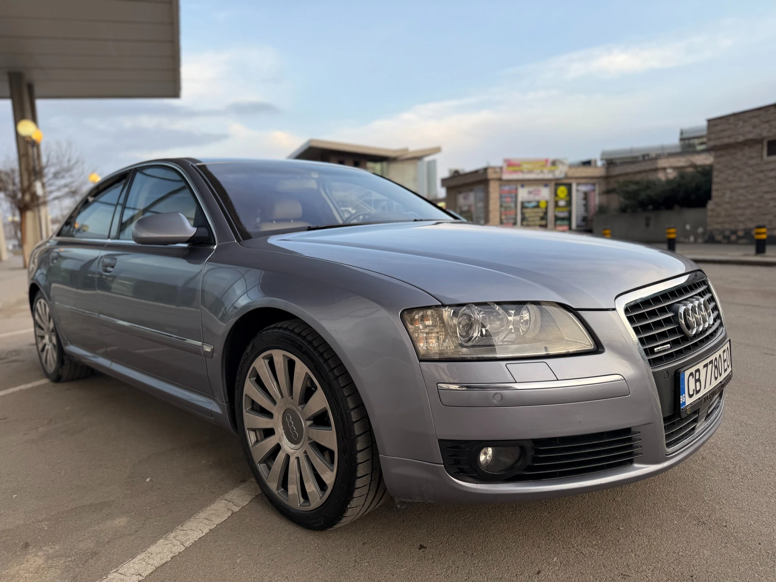 Audi A8 6 МЕСЕЦА ГАРАНЦИЯ/4.2i 335к.с. Всички Екстри  - изображение 6