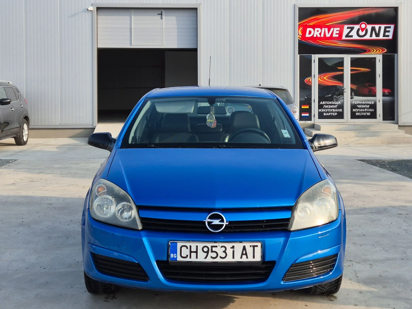 Opel Astra 1.6 Газ/Бензин Обслужена, снимка 2 - Автомобили и джипове - 53710851