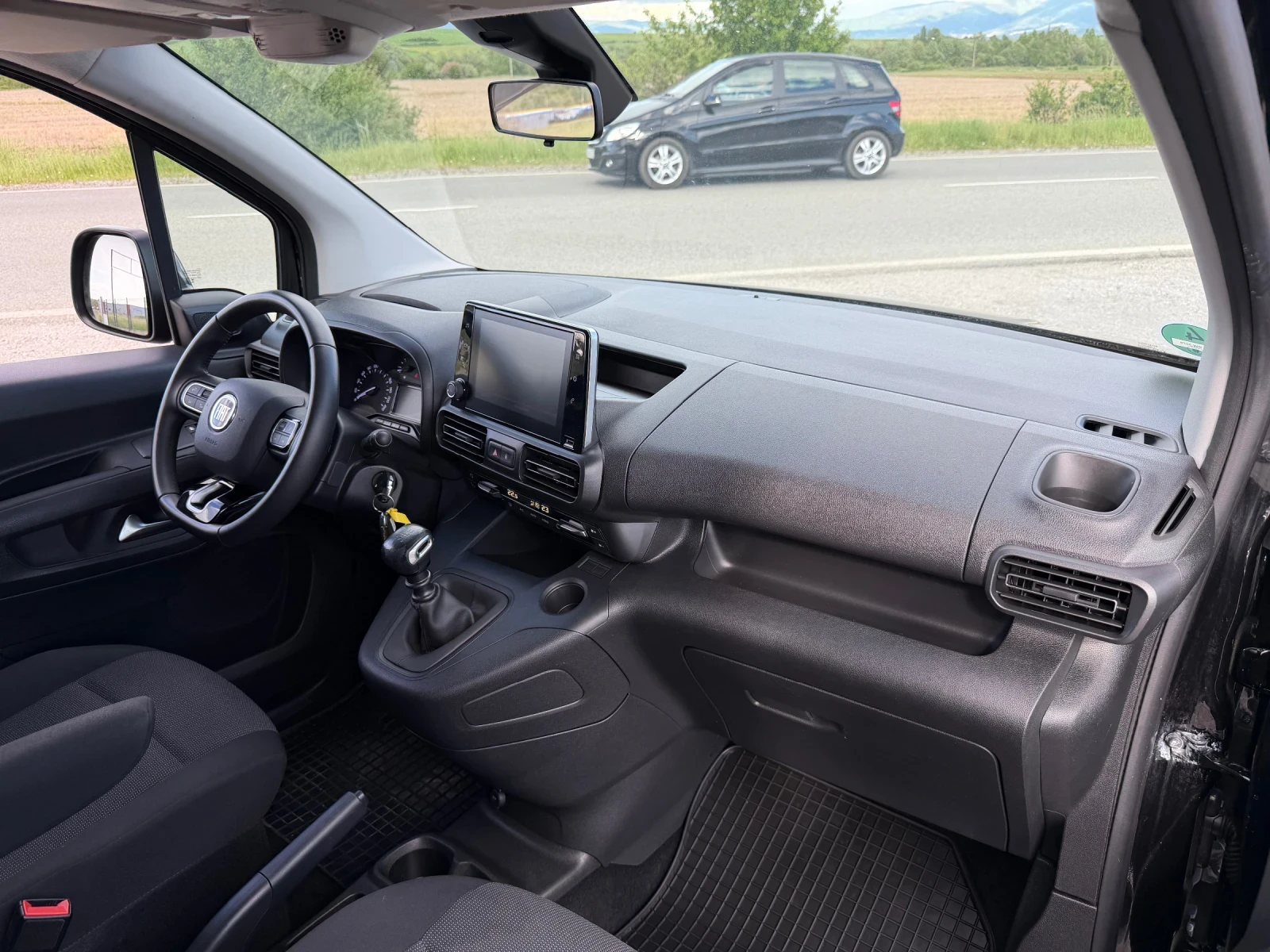 Fiat Doblo 1.5D Maxi L2 NAVI CAMERA APPLE CARPLAY EURO 6D, снимка 15 - Автомобили и джипове - 54619012