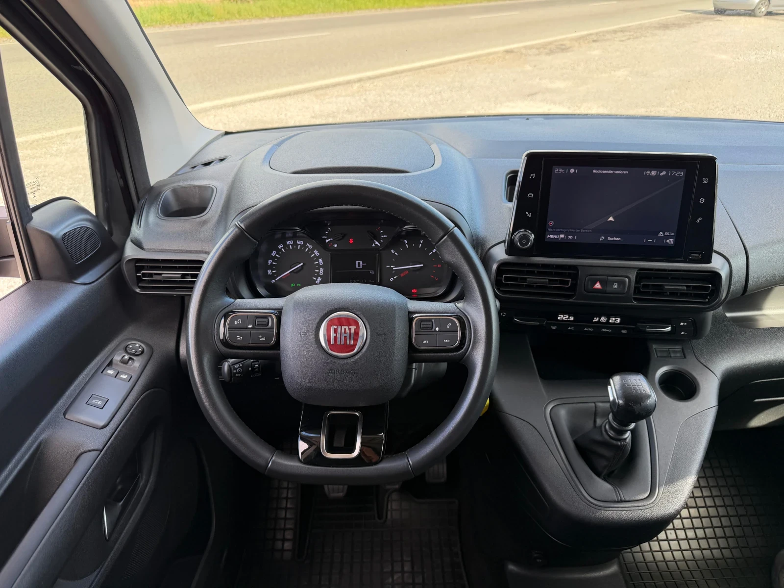 Fiat Doblo 1.5D Maxi L2 NAVI CAMERA APPLE CARPLAY EURO 6D, снимка 11 - Автомобили и джипове - 54619012
